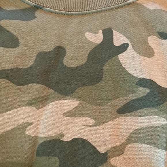 Green camo sweatshirt - Picture 5 of 6